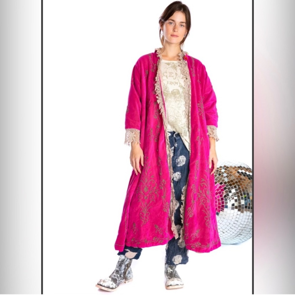 Rare Magnolia Pearl O’Leary Pink Velvet Embroidered Coat Duster